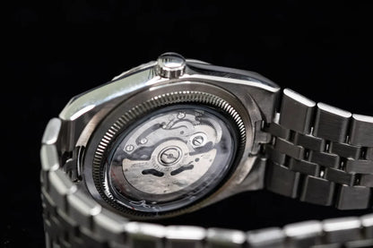 Seiko Land-Dweller Obsidian Blue Dial