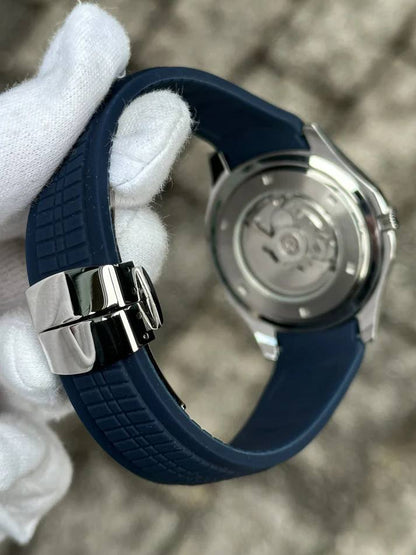 Seiko Aquanaut Navy Blue